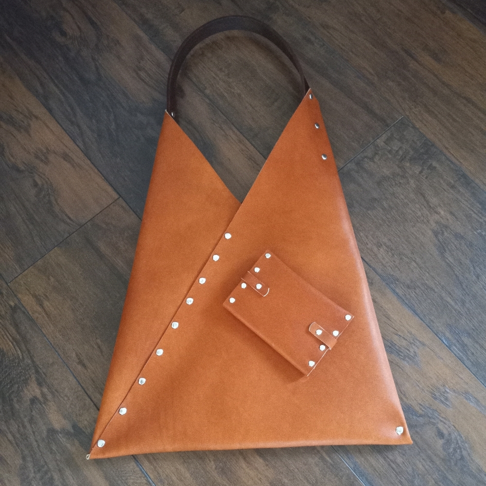 Stylish Saddle Tan Leather Hobo Bag w/Matching Card Wallet Handcrafted J.Monique - Picture 3 of 12